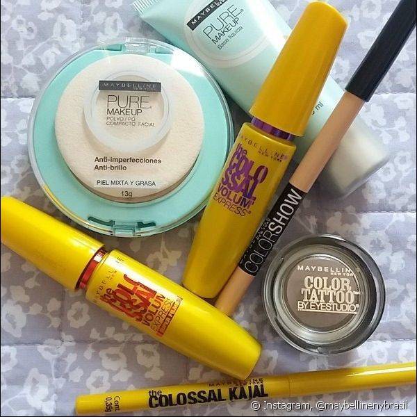 Manter a limpeza da maquiagem em dia ? importante para evitar o ac?mulo de bact?rias e deixar os produtos com cara de novos (Foto: Instagram @maybellinenybrasil)